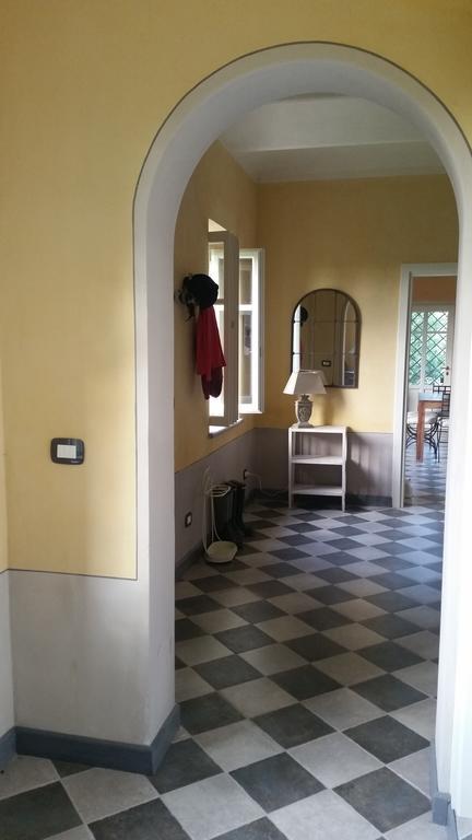 Вилла Cascina Rollone Rocchetta Tanaro Экстерьер фото